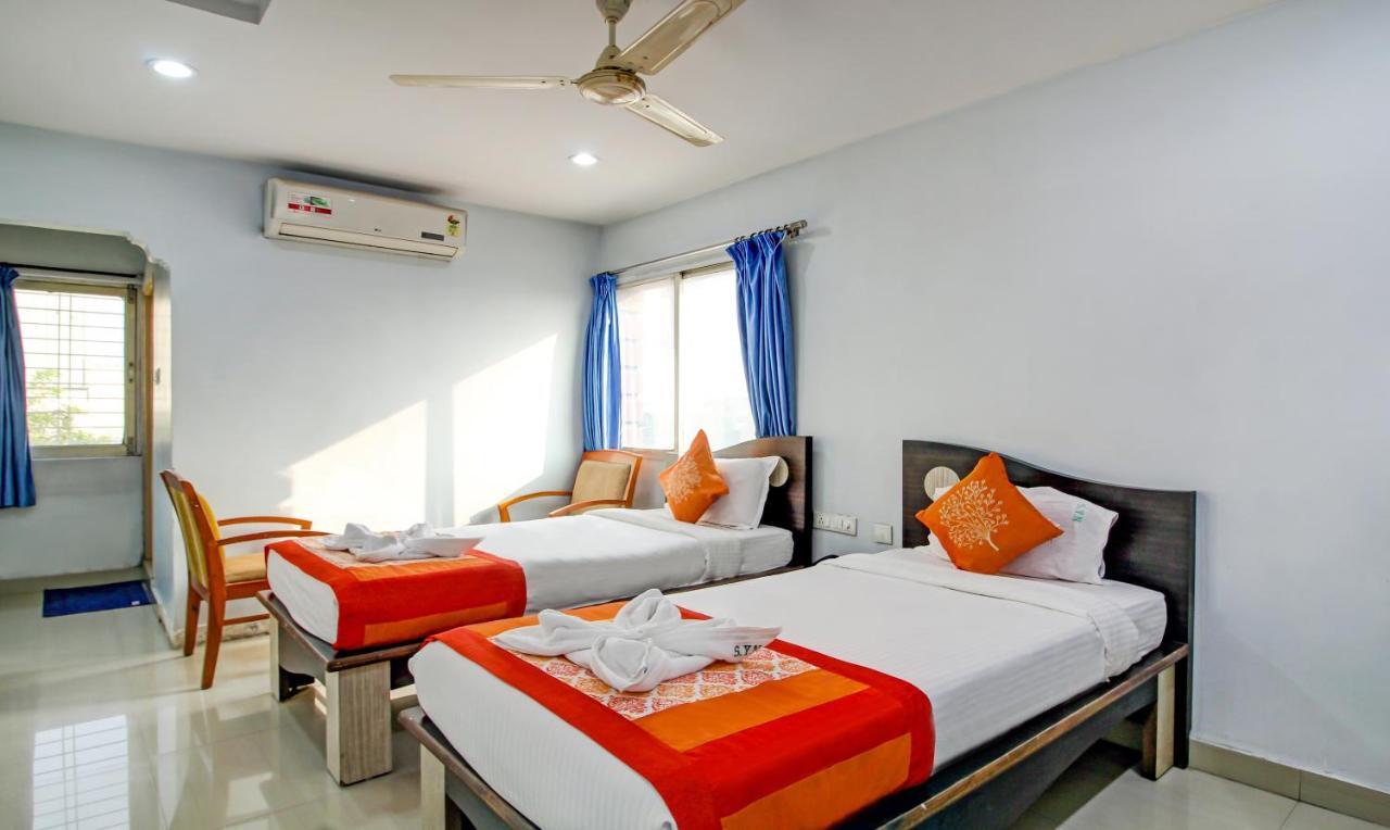 Hotel S Y N Residency Hyderabad Exterior foto