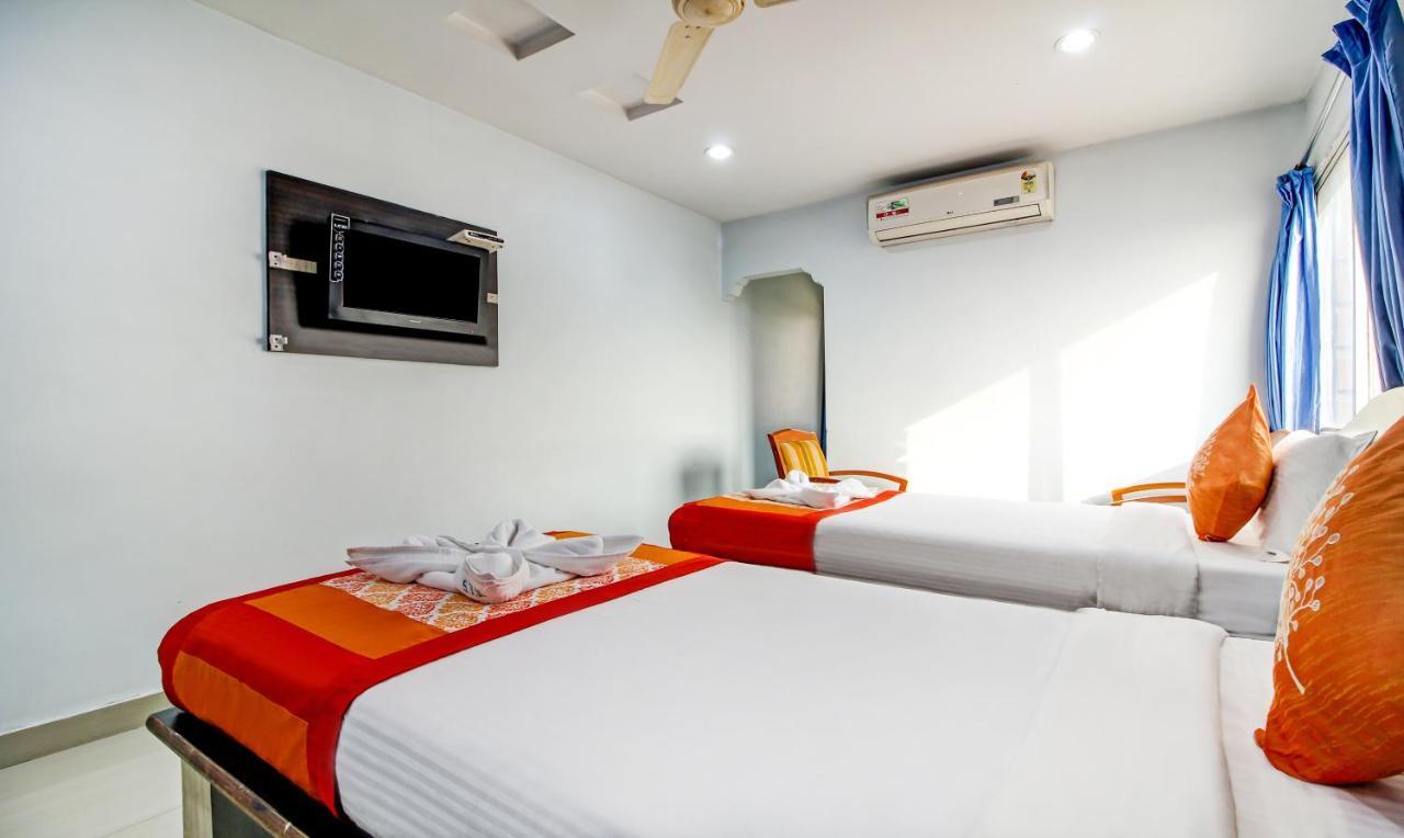 Hotel S Y N Residency Hyderabad Exterior foto