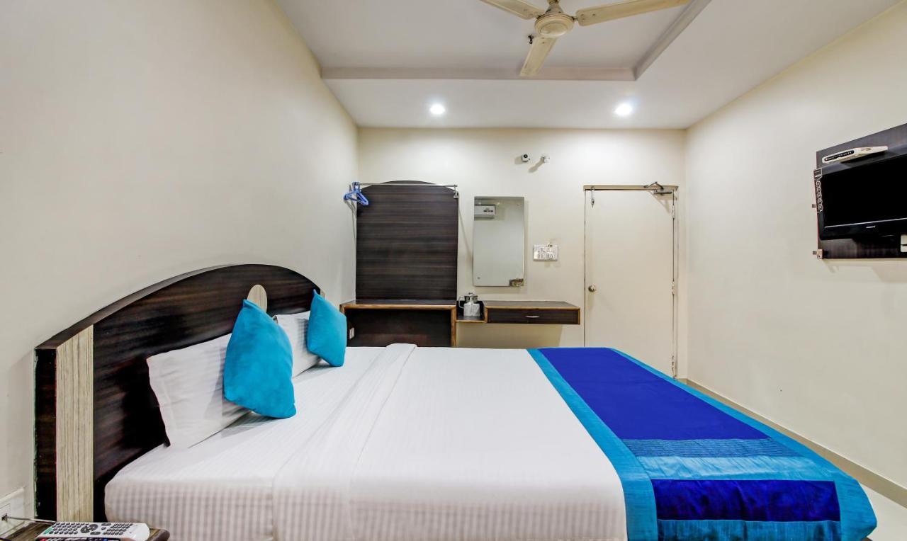Hotel S Y N Residency Hyderabad Exterior foto